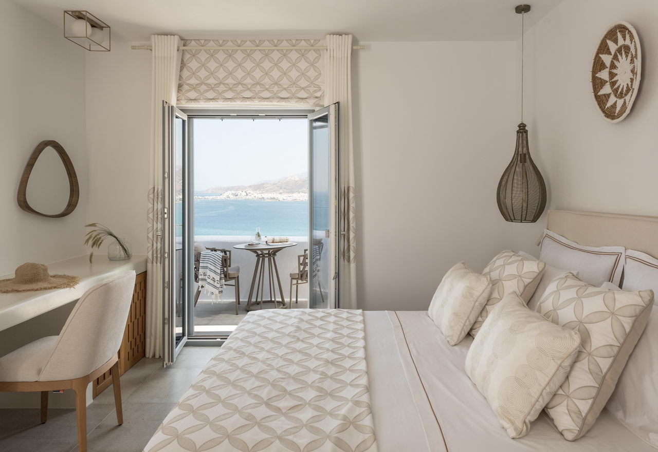 Deluxe Suite with Sea View